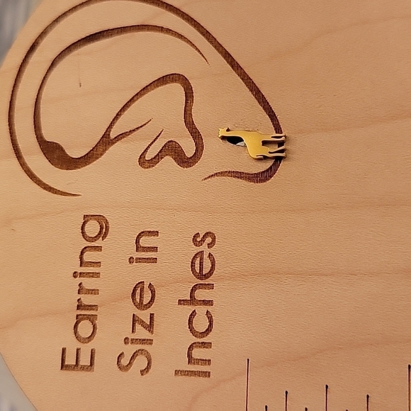 🔥LAST PAIR🔥 Giraffe Stud Earrings, unisex - Picture 3 of 6